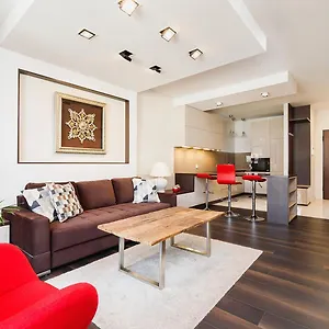 With Private Parking - Lubicz 17 Street Apartament Kraków